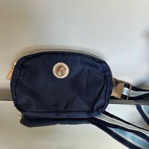 Lilly Pulitzer 🩷Jeannie Dark Navy Belt Bag (+Crossbody) - NWOT